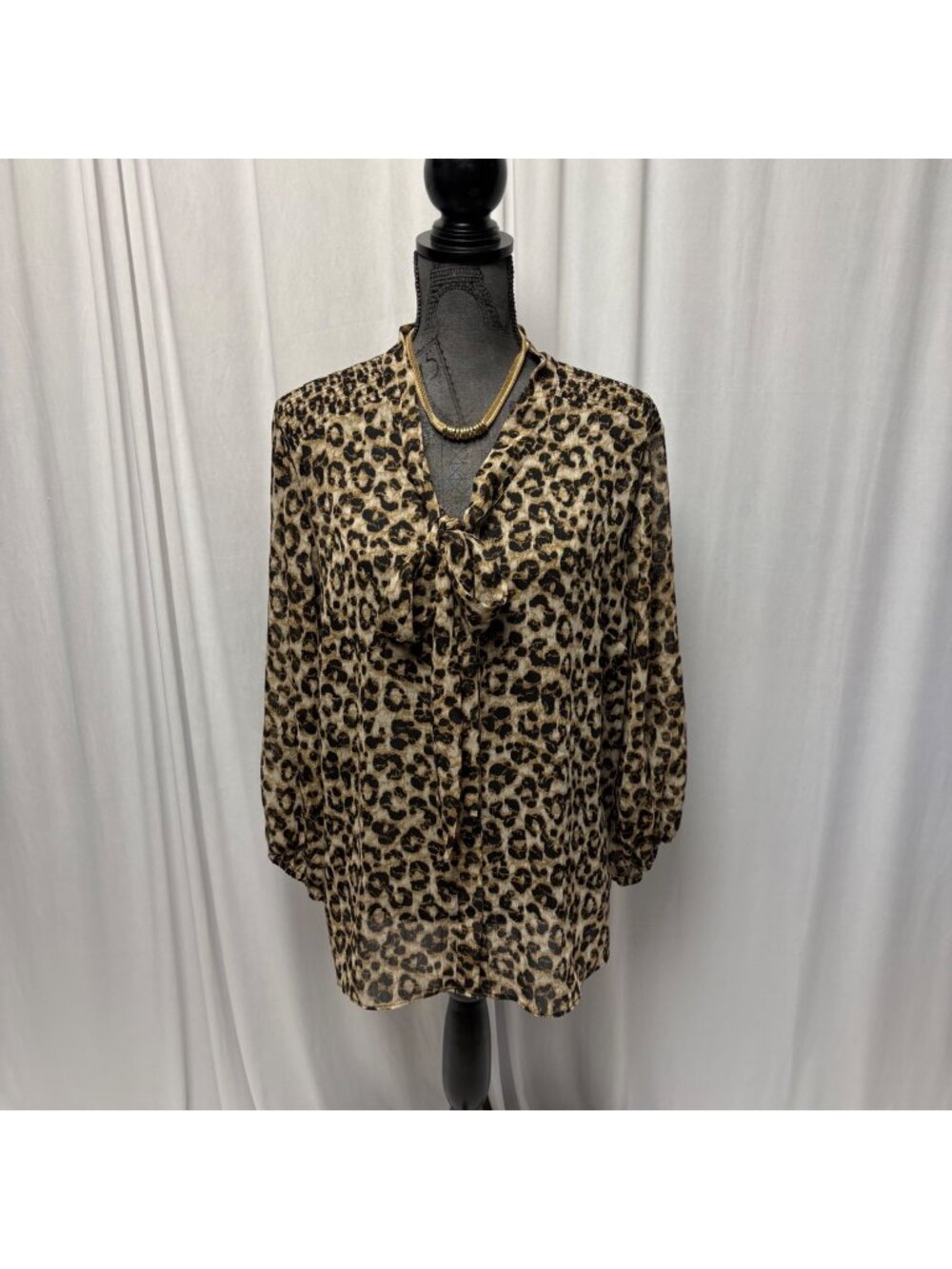 Studio Works Leopard Print Blouse Womens Size XL Tie Neck Sheer Lightweight Top